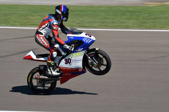 Edoardo Sintoni, Pro Racing