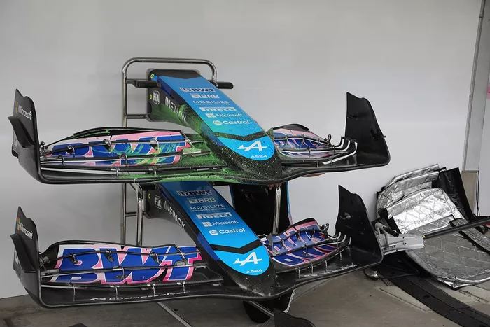 Alpine A524 détails techniques