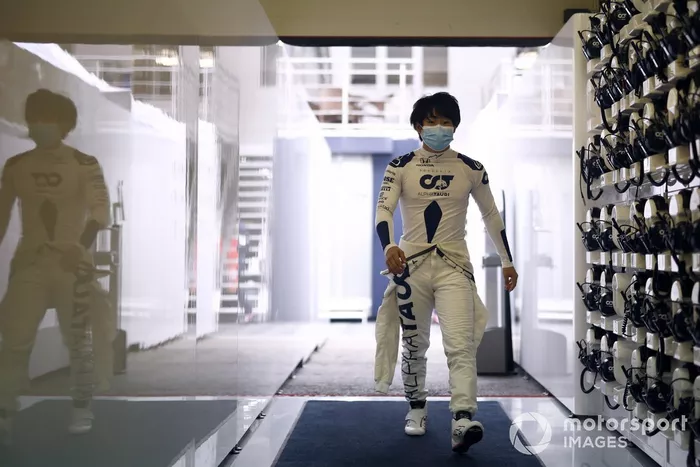 Yuki Tsunoda, Honda Formula Dream Project en el box