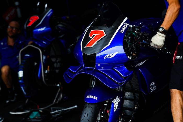 Аугусто Фернандес, деталь велосипеда Yamaha Factory Racing