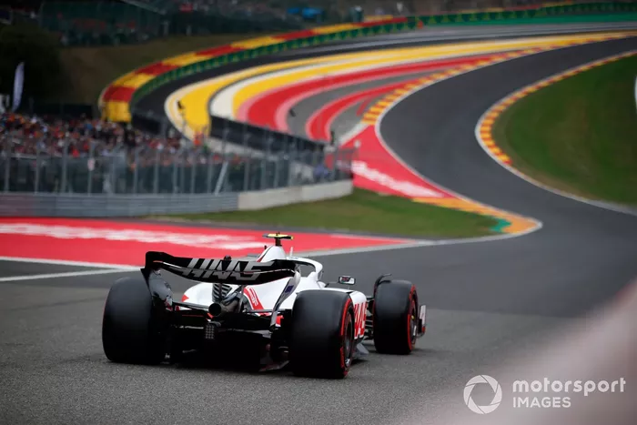 Mick Schumacher, Haas VF-22