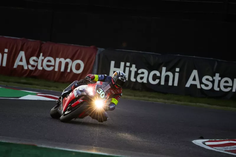 #30 チームHRCと日本郵便