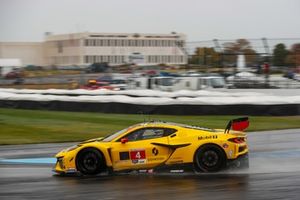 #4 Corvette Racing by Pratt Miller Motorsports Corvette Z06 GT3.R: Tommy Milner, Nicky Catsburg