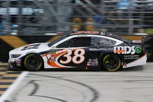  David Ragan, Front Row Motorsports, Ford Mustang MDS Transport