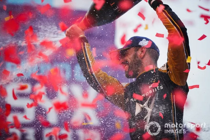 Jean-Eric Vergne, DS TECHEETAH, 1st position, celebrates
