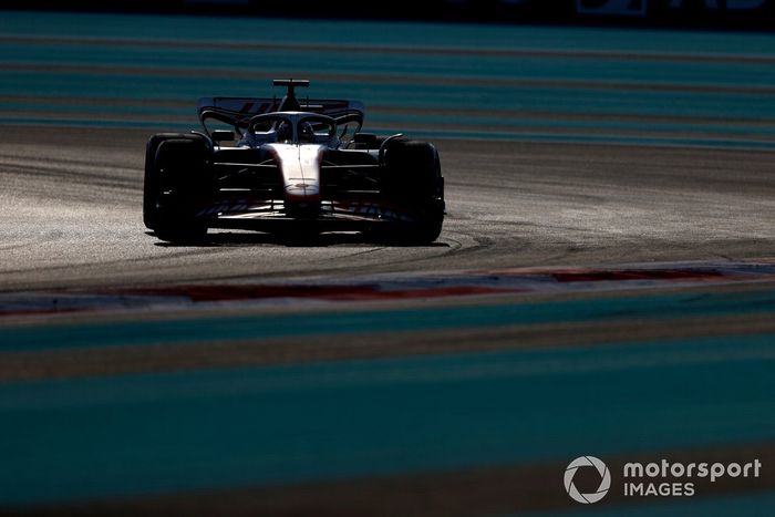 Kevin Magnussen, Haas VF-22