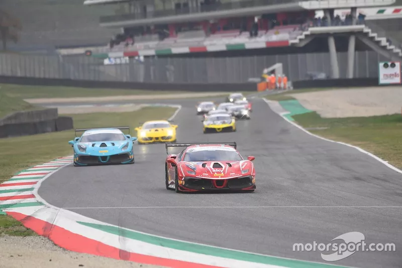 	
Azione in pista 
