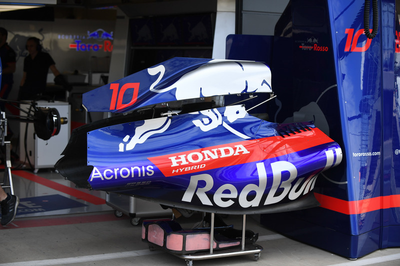 Scuderia Toro Rosso STR13, carrozzeria