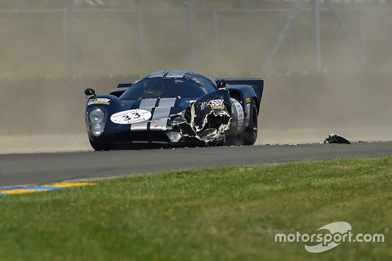 Carlos Tavares, LOLA T70 Mk III B 1969 in de problemen