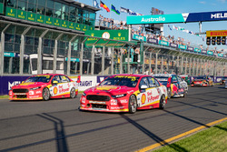 Scott McLaughlin, DJR Team Penske Ford, Fabian Coulthard, DJR Team Penske Ford