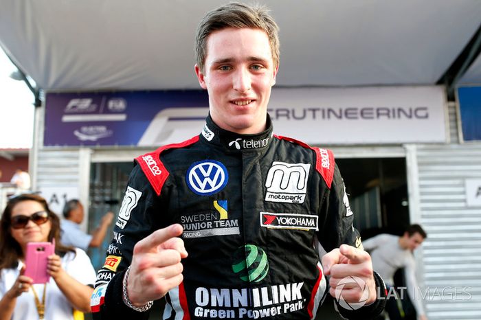 Pole position for  Joel Eriksson, Motopark with VEB, Dallara Volkswagen
