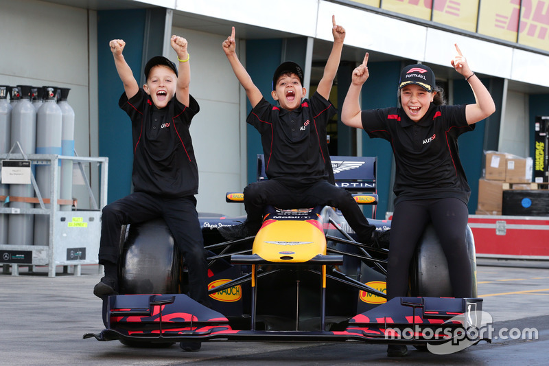 Grid Kids Toby, Lewis and Aiva