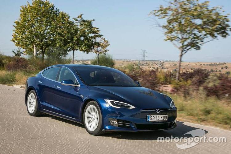 Tesla Model S 75D 2018