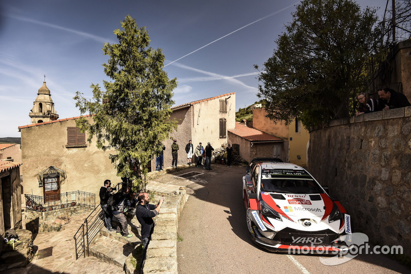 Отт Тянак и Мартин Ярвеоя, Toyota Yaris WRC