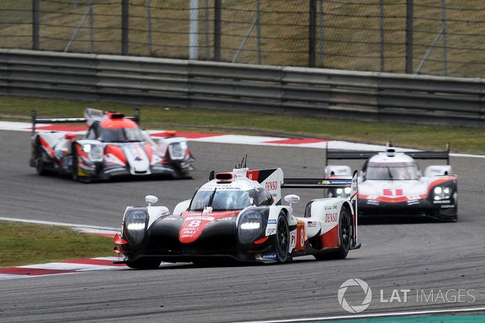 #8 Toyota Gazoo Racing Toyota TS050-Hybrid: Sébastien Buemi, Anthony Davidson, Kazuki Nakajima