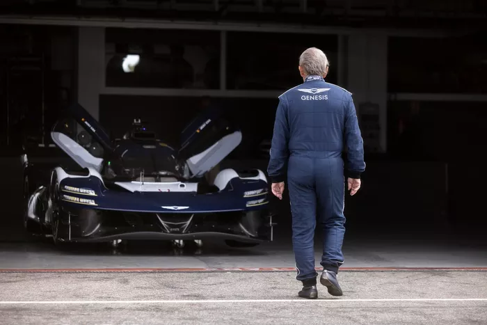 Jacky Ickx, Genesis Magma Racing
