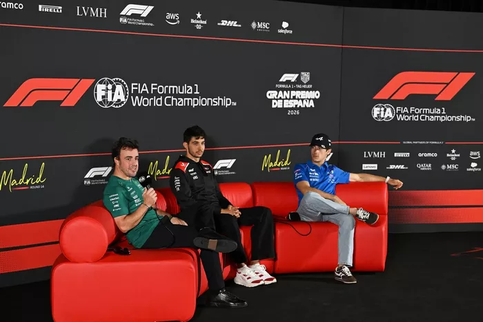 Fernando Alonso, Aston Martin Racing, Esteban Ocon, Haas F1 Team, Franco Colapinto, Alpine