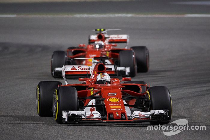 Sebastian Vettel, Ferrari SF70H, Kimi Raikkonen, Ferrari SF70H