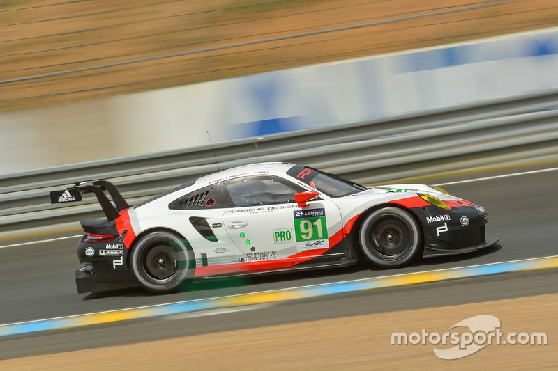 #91 Porsche Team Porsche 911 RSR: Richard Lietz, Frédéric Makowiecki, Patrick Pilet