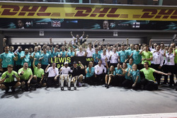 1. Lewis Hamilton, Mercedes AMG F1; 3. Valtteri Bottas, Mercedes AMG F1