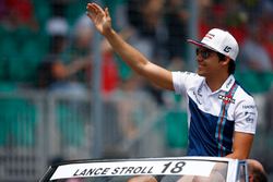 Lance Stroll, Williams, en el desfile de pilotos