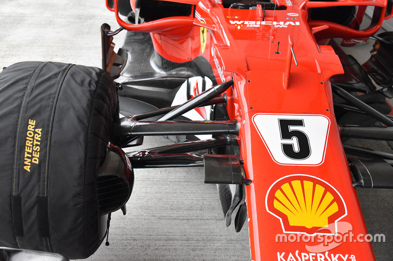 Ferrari SF70H front suspension detail