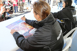 Simona de Silvestro e Renee Gracie, Harvey Norman Supergirls Nissan