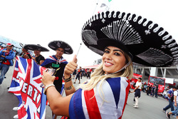 Mexican Lewis Hamilton, Mercedes AMG F1 fans