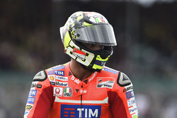 Andrea Iannone, Ducati Team, después de su choque