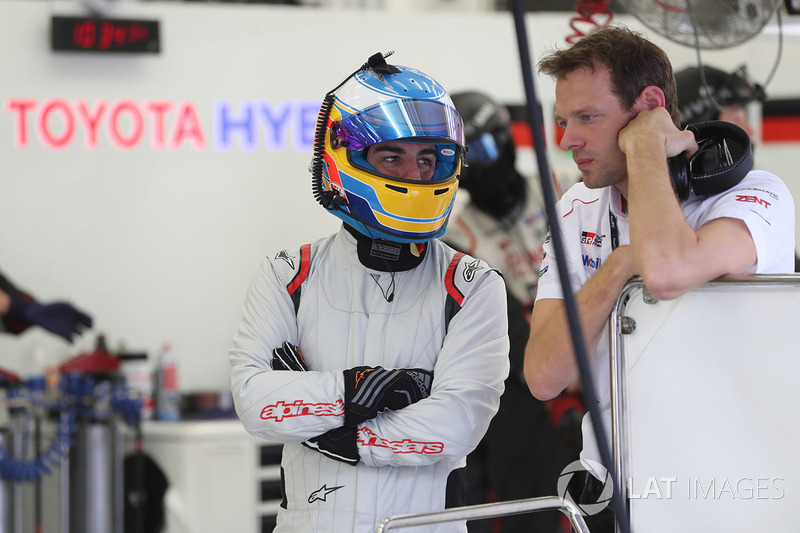 #8 Toyota Gazoo Racing Toyota TS050-Hybrid: Fernando Alonso with Alex Wurz, Toyota Racing