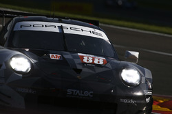 #88 Proton Competition Porsche 911 RSR: Khaled Al Qubaisi, Giorgio Roda, Matteo Cairoli