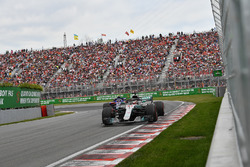 Льюис Хэмилтон, Mercedes AMG F1 W09