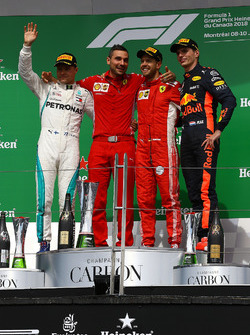 Valtteri Bottas, Mercedes-AMG F1, Sebastian Vettel, Ferrari en Max Verstappen, Red Bull Racing op het podium