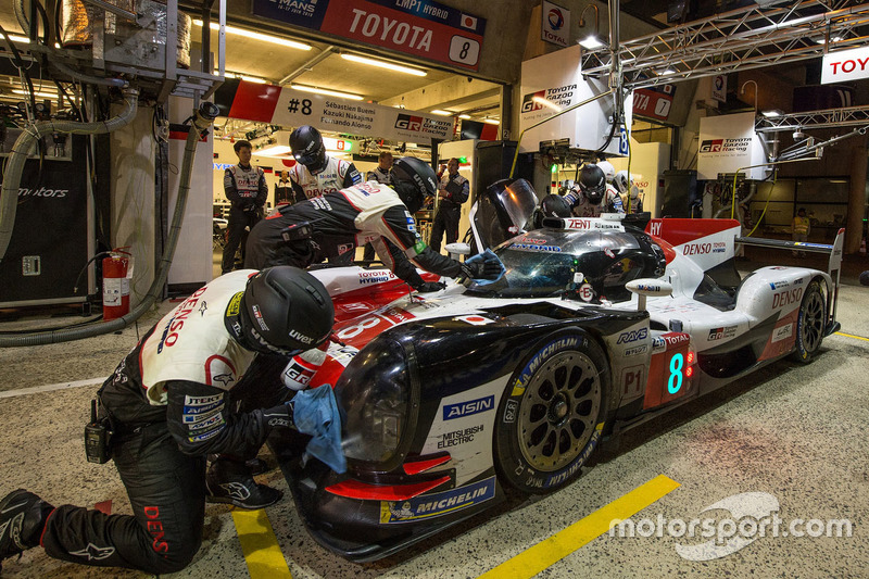 #8 Toyota Gazoo Racing Toyota TS050: Sébastien Buemi, Kazuki Nakajima, Fernando Alonso