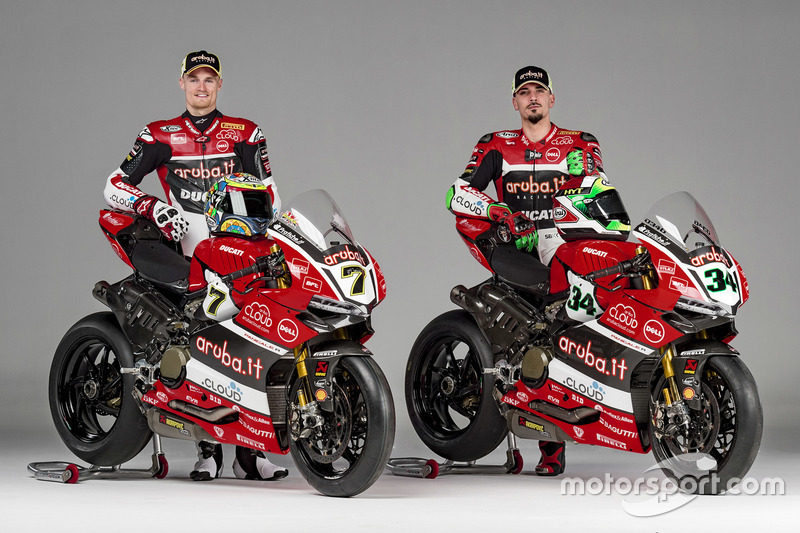 Davide Giuliano, Team Aruba.it y Chaz Davies, Team Aruba.it