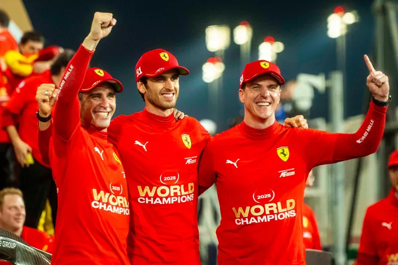 #51 AF Corse Ferrari 499P : Alessandro Pier Guidi, James Calado, Antonio Giovinazzi