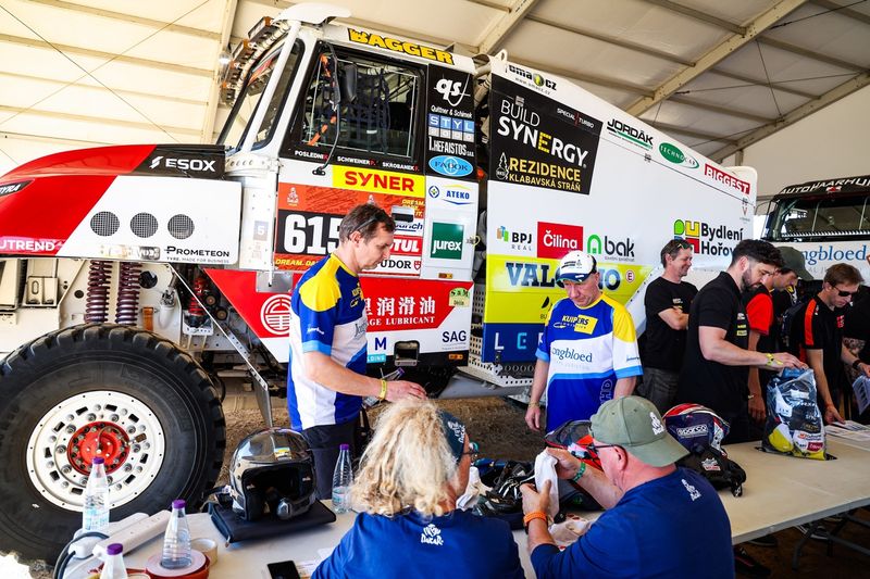 #615 Tatra Buggyra Zm Racing Tatra : Karel Posledni, Petr Schweiner, Filip Skrobanek