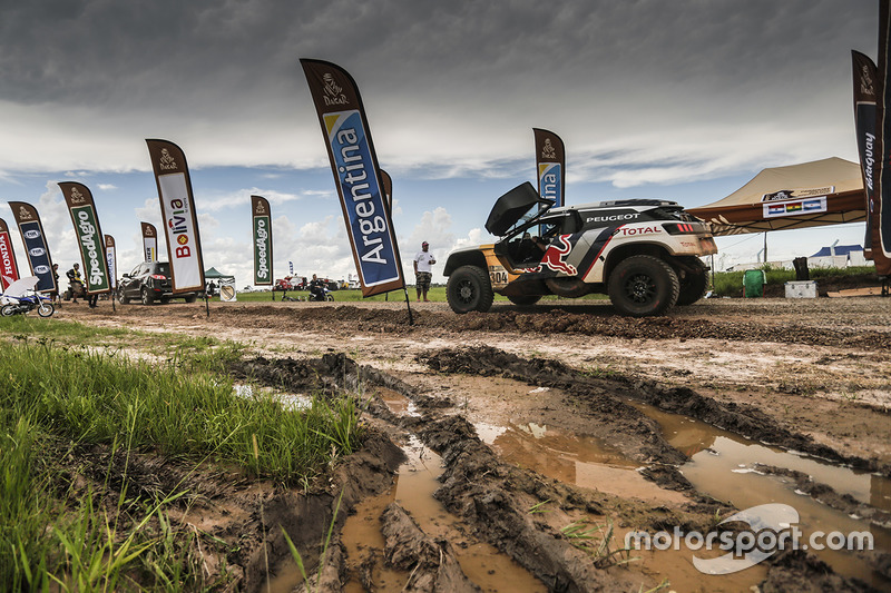 #304 Peugeot Sport Peugeot 3008 DKR: Carlos Sainz, Lucas Cruz