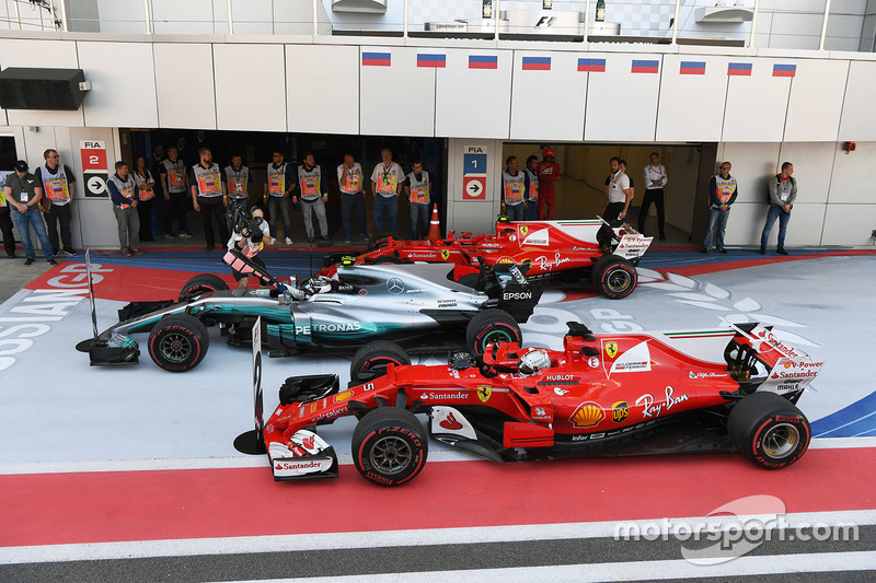 Race winner Valtteri Bottas, Mercedes AMG F1 W08, second place Sebastian Vettel, Ferrari SF70H and third place Kimi Raikkonen, Ferrari SF70H