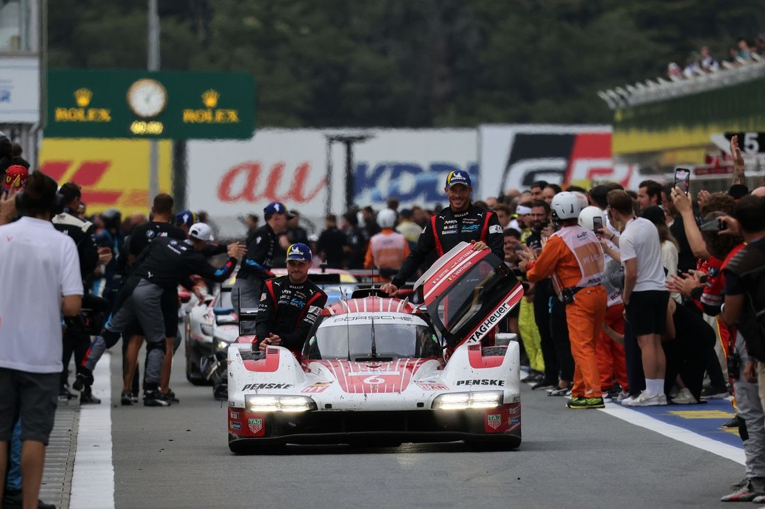 #6 Porsche Penske Motorsport Porsche 963: Kevin Estre, Andre Lotterer, Laurens Vanthoor