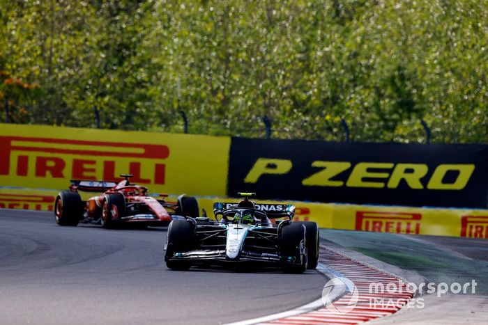 Lewis Hamilton, Mercedes F1 W15, Charles Leclerc, Ferrari SF-24