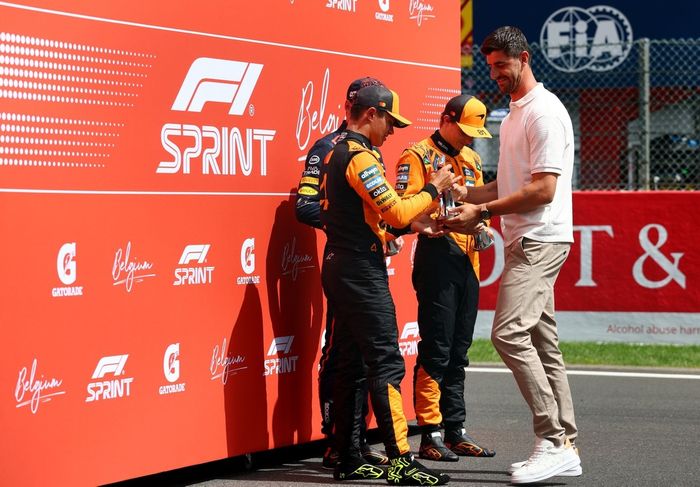 Lando Norris, McLaren, Oscar Piastri, McLaren, Max Verstappen, Red Bull Racing