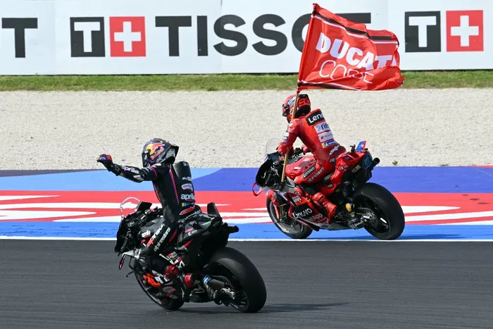 Marco Bezzecchi, Aprilia Racing, Marc Marquez, Ducati Team