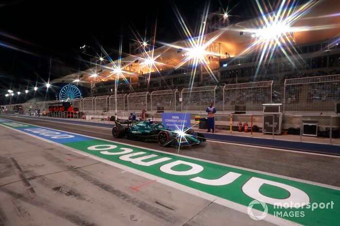 Nico Hulkenberg, Aston Martin AMR22