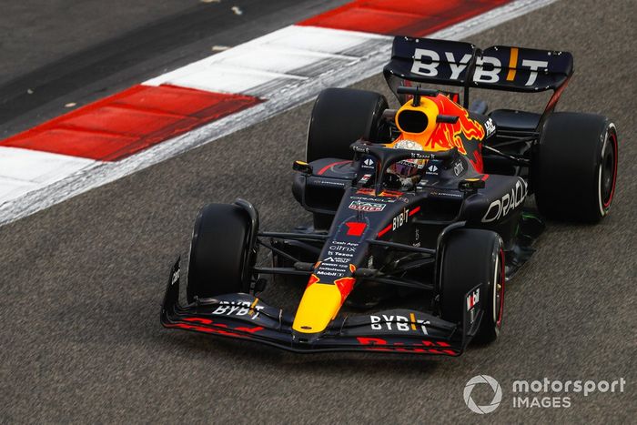 Max Verstappen, Red Bull Racing RB18
