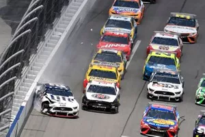  Brad Keselowski, Team Penske, Ford Mustang Miller Lite and  Kevin Harvick, Stewart-Haas Racing, Ford Mustang Jimmy John's wreck