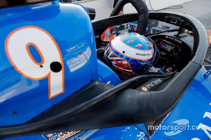 Scott Dixon, Chip Ganassi Racing Honda, con el aeroscreen
