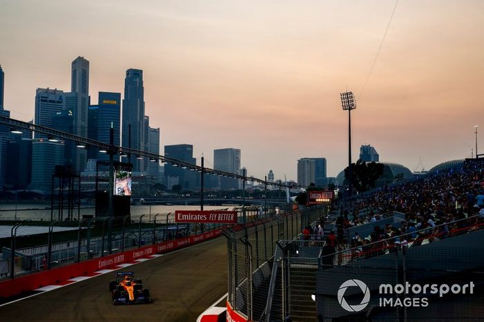 Carlos Sainz Jr., McLaren MCL34