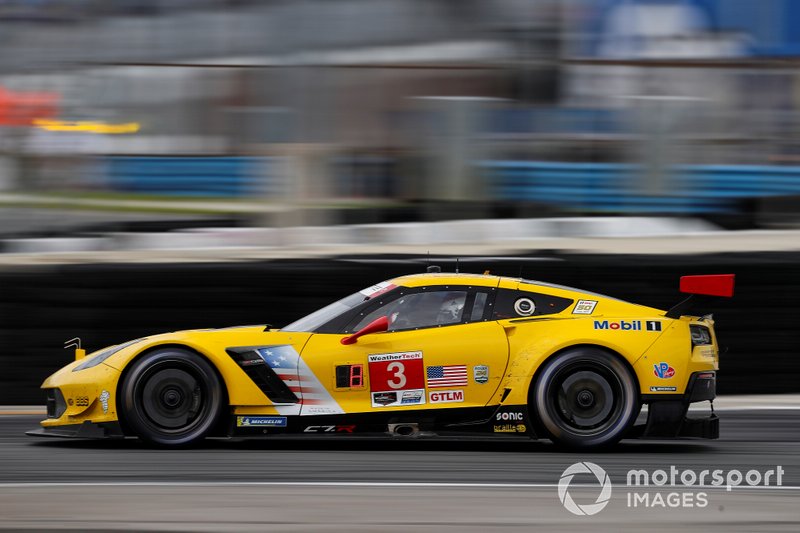 #3 Corvette Racing Corvette C7.R, GTLM: Ян Магнуссен, Антоніо Гарсія, Майк Рокенфеллер