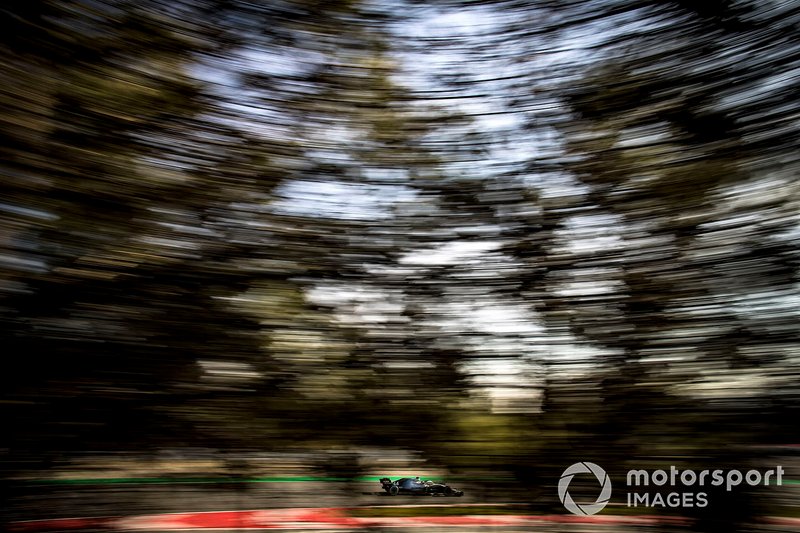 Lewis Hamilton, Mercedes AMG F1 W10.